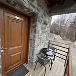 Bujtina Carku Maison d'hôtes *