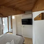 Bujtina Carku *