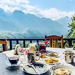 Maison d'hôtes Bujtina Carku *