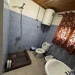 Bujtina Carku