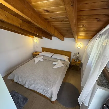 Bujtina Carku Maison d'hôtes