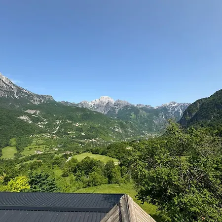 Maison d'hôtes Bujtina Carku *