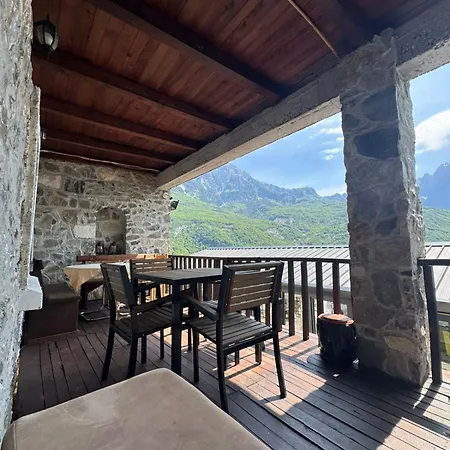 Bujtina Carku Maison d'hôtes