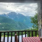 Bujtina Carku Gasthof Theth