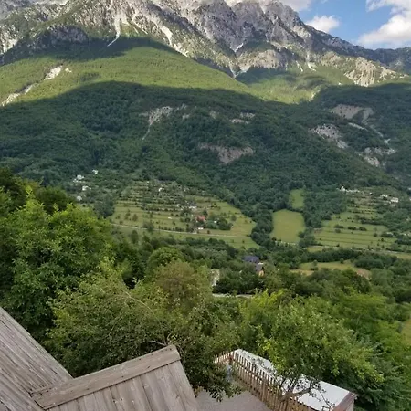 Bujtina Carku Guest house Theth
