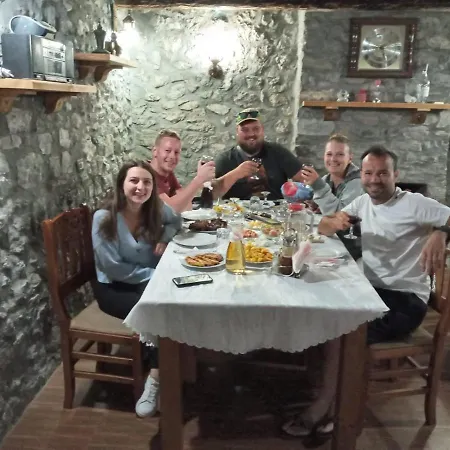 Bujtina Carku Guest house