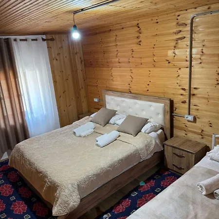 Bujtina Carku Guest house *