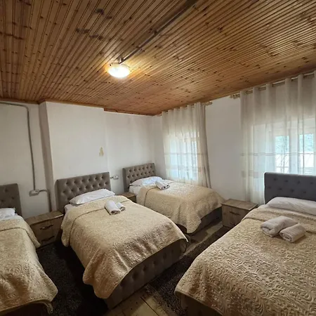 Bujtina Carku * Theth