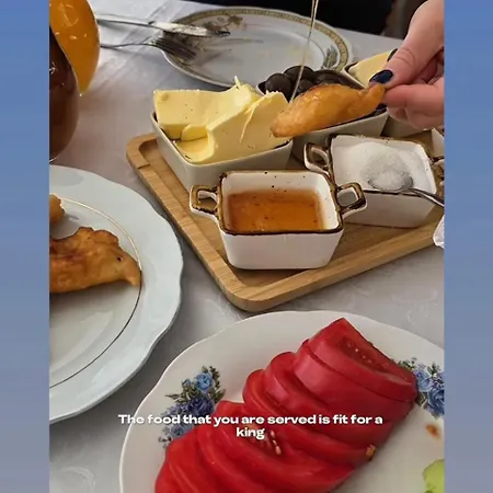Bujtina Carku Гостевой дом