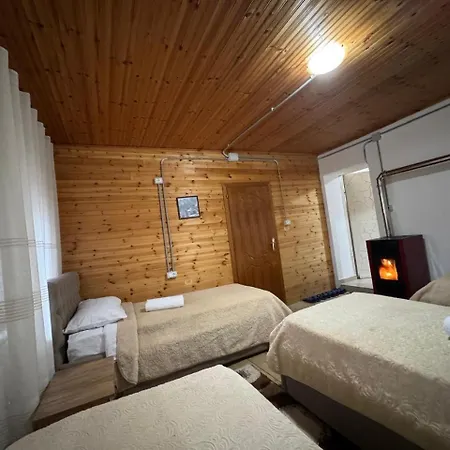 Bujtina Carku *