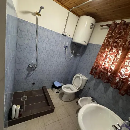 Bujtina Carku