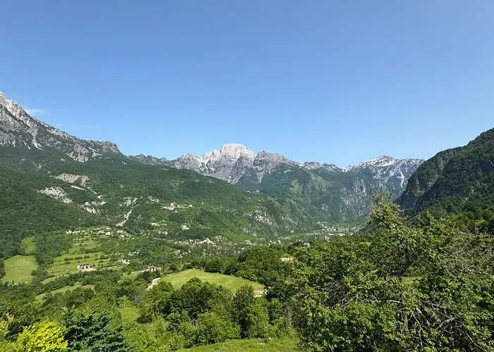 Vendégház Bujtina Carku *